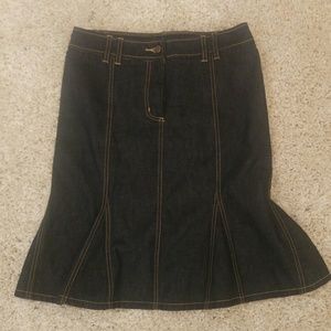 The Limited denim jean size 2 skirt NWOT